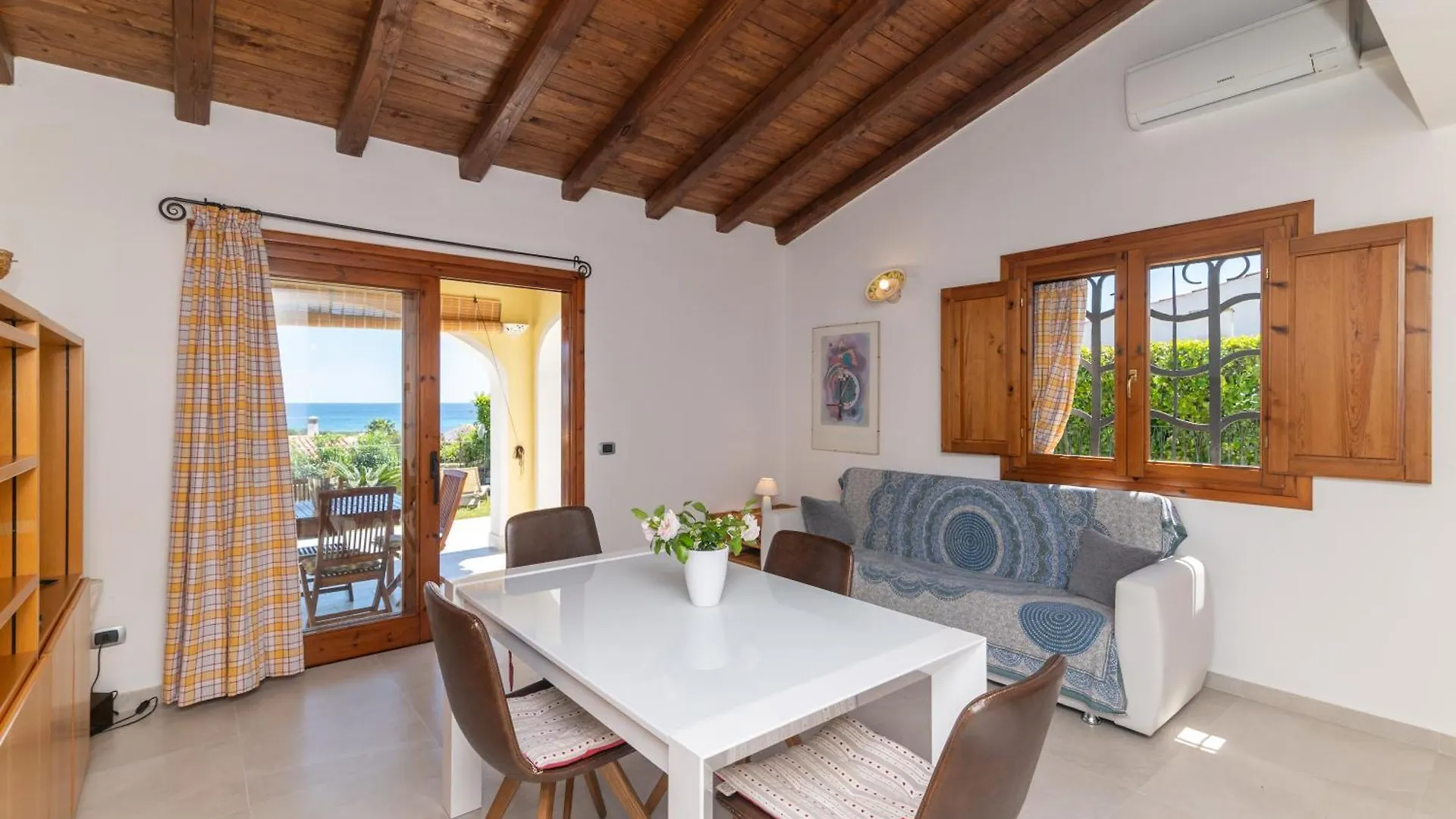 San Teodoro Villa Ambra Costa Caddu Olaszország